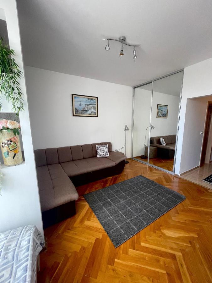 Bar Center Studio Apartman Kültér fotó